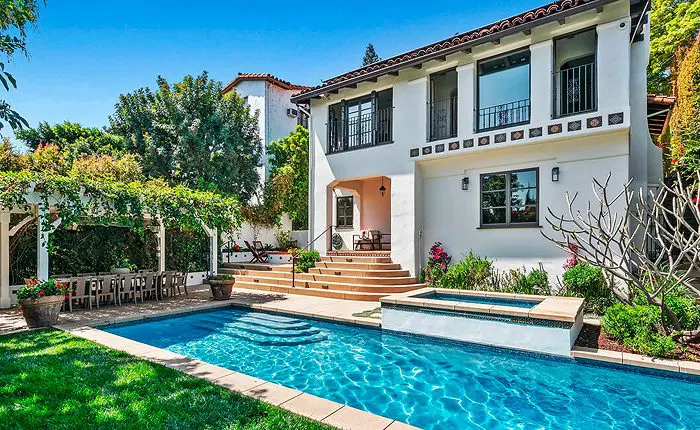 Maximize Outdoor Villa Value Today