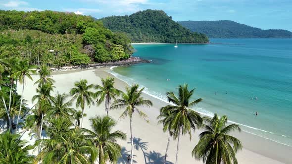 Beach Proximity Benefits Explained